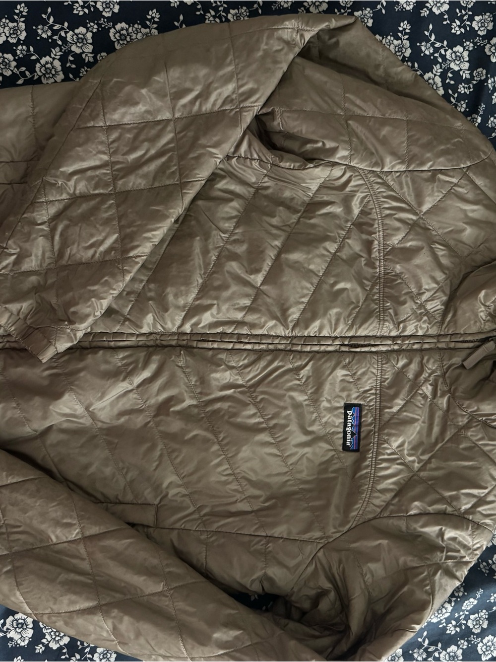 Patagonia women’s Quilted Tan Puffer Jacket